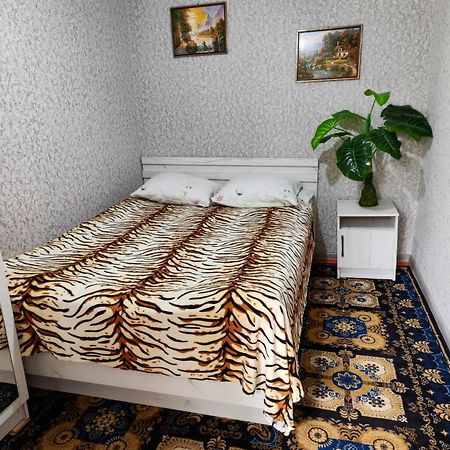 Olga Guest House Cholponata Buitenkant foto