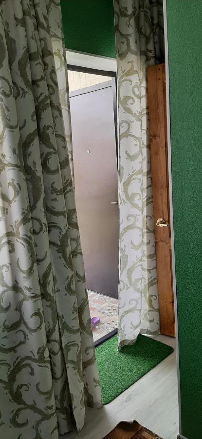 Olga Guest House Cholponata Buitenkant foto