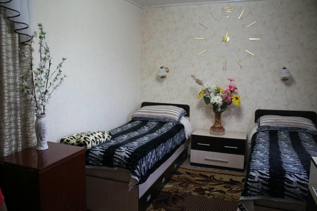 Olga Guest House Cholponata Buitenkant foto